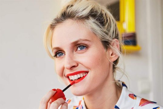 Bemutatkozik a Bourjois Poppy Chic kollekciója