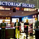 victorias_secret_budapest_airport_1